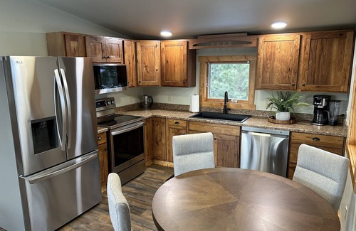 Helena House | Mountain Retreat close to town. n