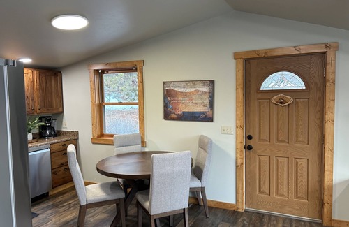 Helena House | Mountain Retreat close to town. n