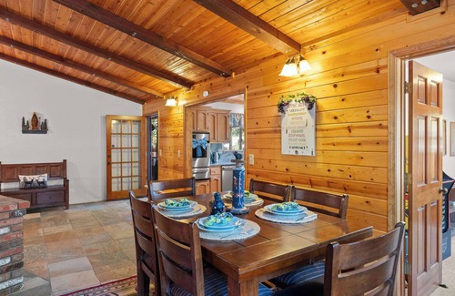 Peter Pan House | Mountain Retreat Firepit/BBQ Games