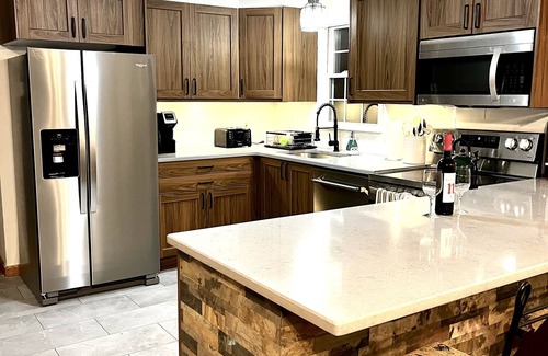 Rowland Cabin | Mountain Retreat- Masthope-Ski/Lake Community!