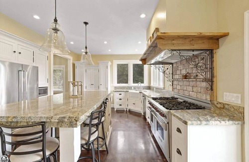 Twain Harte House | Mountain Retreat Near Pinecrest Lake- Spectacular views
