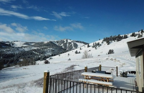 Marysville House | Mountain Retreat on the Continental Divide!