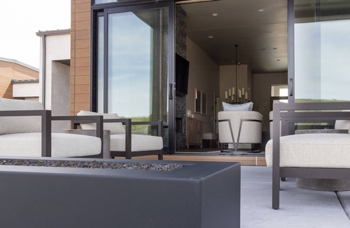 Park City House | Mountain Retreat! Promontory Park City house for groups to ski, hike, shop, &eat