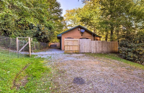 Cranberry Falls Cabin | Mountain Retreat w/ Hot Tub: Close to Trails!