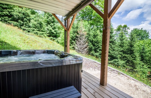Banner Elk Cabin | Mountain Retreat with Plenty to Explore