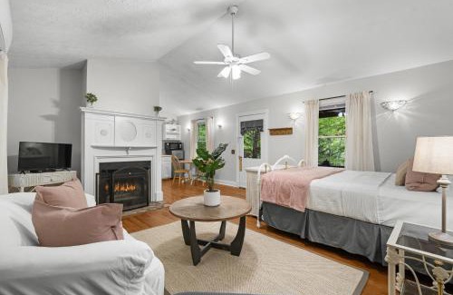 Blairsville House | Mountain Rose