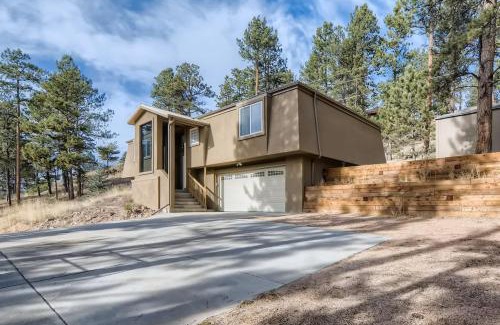 Woodland Park House | Mountain Sanctuary - Family Retreat