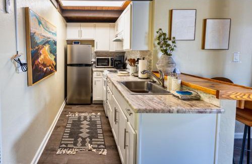 Tahoe Village Apartment | Mountain Serenity, near Ski, Golf, Casino, Lake