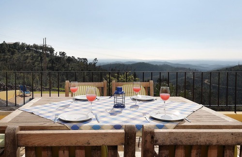 Monchique House | Mountain-side Villa with view to the coast, ideal to relax, complete with Pool.
