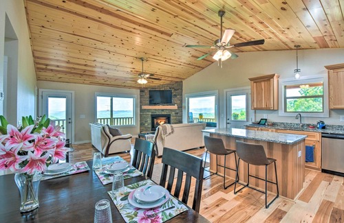 Murphy Cabin | 'Mountain Sky Escape' Murphy Cabin w/Mtn Views