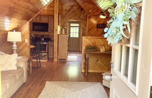 Elizabethton Apartment | Mountain Studio