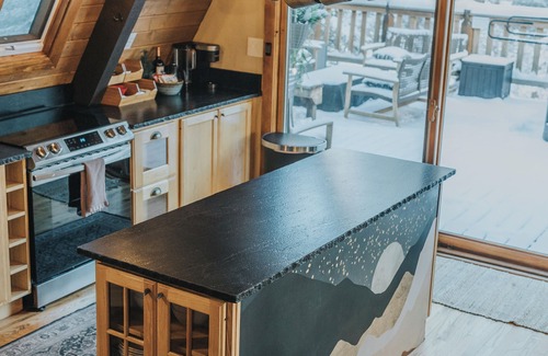 Spring Valley Cabin | Mountain Timber A-Frame ✦ Deck, Hot Tub, BBQ & More