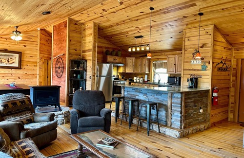 Ruidoso Cabin | Mountain Top | 3BR Cabin w/Hot Tub + Nature