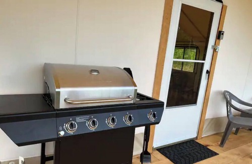 Knoxville Apartment | Mountain Top Glamping with a Priceless View!