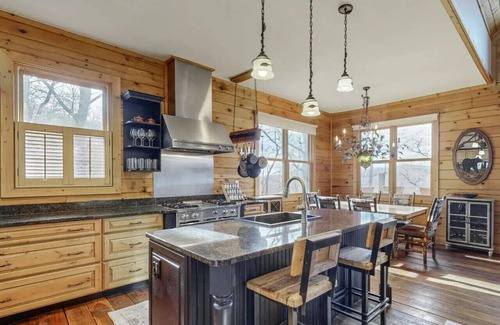Tuckasegee Cabin | Mountain Top Lodge - stunning mountain views