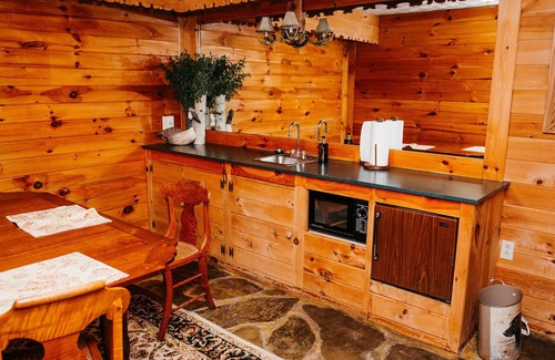 Naples House | Mountain Top Manor - Pool - Hot Tub - Sleeps 16