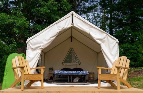 Leicester RV Rental | Mountain Top Tent at Smith Farms - Site 1