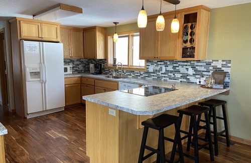 Centennial House | Mountain Valley Getaway A Peaceful Setting - Weekly Discounts!
