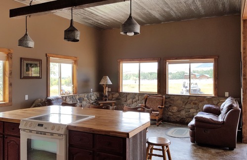 Centennial Cabin | Mountain Valley Getaway II - Perfect for Snowmobilers!