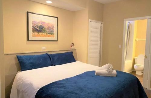East Kootenay Apartment | Mountain View Vacation Villa Main Floor Unit, No Stairs