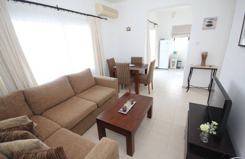 Karsiyaka House | Mountain View Apartment