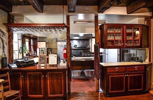 Goshen House | Mountain View/Brook Road Inn