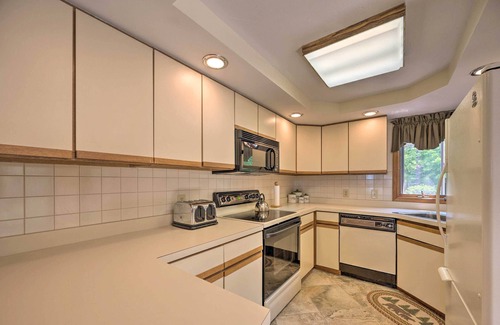 Campton House | Mountain-View Campton Retreat ~ 3 Mi to Ski Slopes