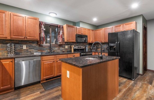 Locust Lake Village House | Mountain View Chalet | Hot tub, fire pit, hiking
