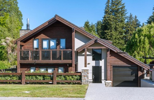 Wanaka House | Mountain View Chalet