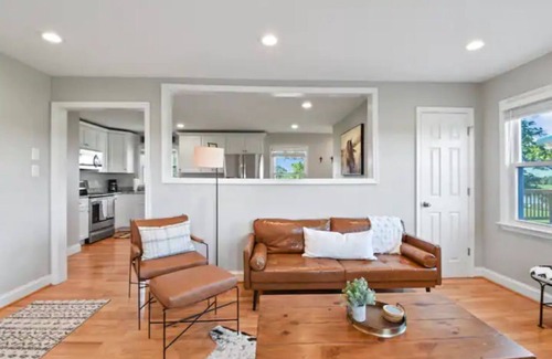 Berryville Other | Mountain View Cottage @ 66-acre Horse Farm