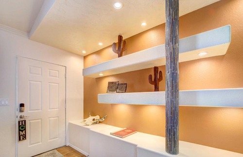 Prescott House | Mountain-View Deck Pet-Friendly Home in Prescott