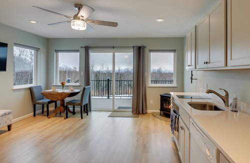 Buffalo Soapstone Cabin | Mountain-View Deck: Secluded Cottage in Palmer