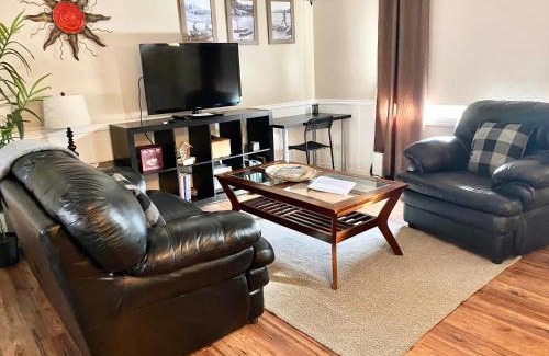 Grande Cache House | Mountain View Executive Suite