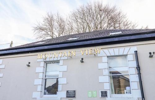 Penmaenmawr House | Mountain View