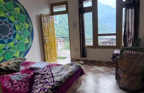 Tosh House | Mountain View guesthouses &cafe