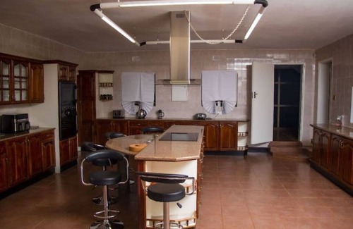 Harare East House | Mountain View Holiday Homenn