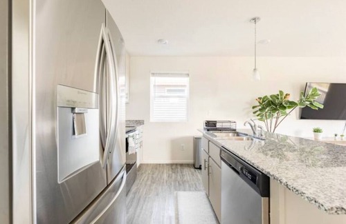 Gateway House | Mountain View Home 10min from Denver Int’l Airport