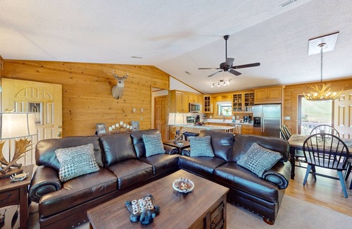 Waynesville House | Mountain view home with a furnished deck, gas fireplace and washer/dryer