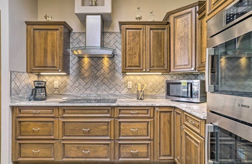 Las Cruces House | Mountain-View Las Cruces Getaway w/Gas Grill