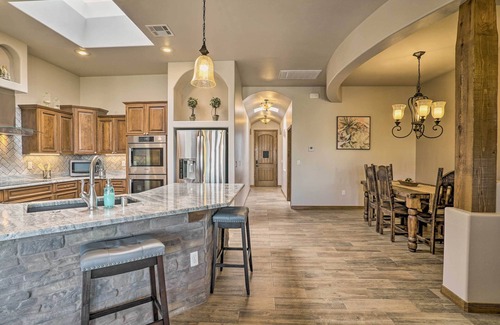 Las Cruces House | Mountain-View Las Cruces Getaway w/Gas Grill