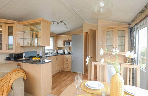 Caergeiliog Cottage | Mountain View Lodge