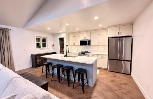 Helper House | Mountain View Lodge