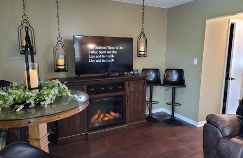 Cody House | Mountain View Lodging Cody