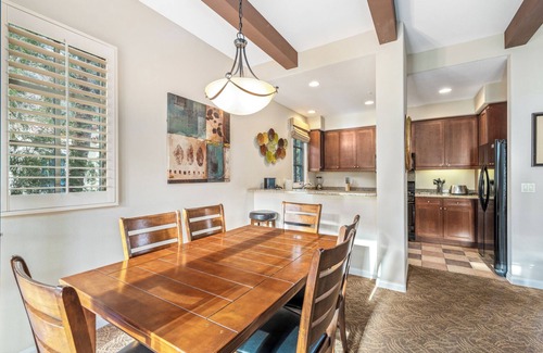 La Quinta Condo | Mountain View! Luxurious Villa with Stunning Views, Pet Friendly - Upstairs with Garage (C56)