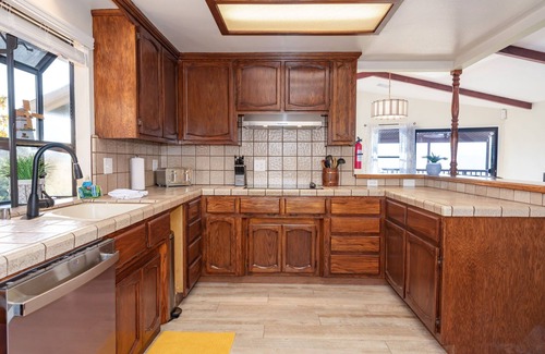 Oakhurst House | Mountain View Point | Breathtaking Balcony