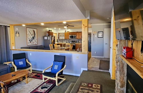 Silvercreek Condo | Mountain View Ski/Fishing/boating/Hiking/Golf near Rocky Mountain National Park