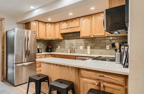 Dunkin Hill House | Mountain view ski townhouse