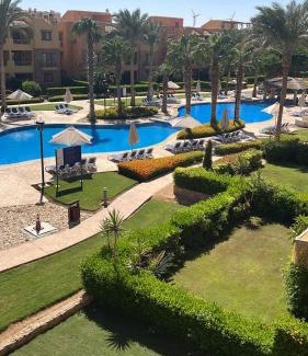 Zafarana Ski Chalet | Mountain View Sokhna 2, Sea & Pool View, 3bedrooms, Penthouse with Roof- Families ONLY