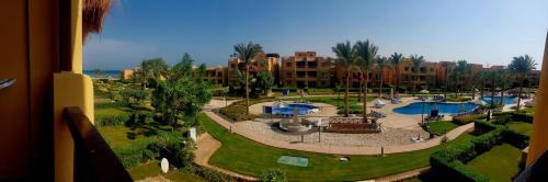 Zafarana Ski Chalet | Mountain View Sokhna 2, Sea & Pool View, 3bedrooms, Penthouse with Roof- Families ONLY
