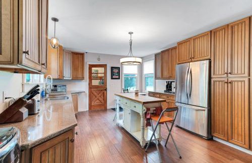 Napanoch House | Mountain View Victorian with Convenient Location and Lots of Space tp Play farmhouse